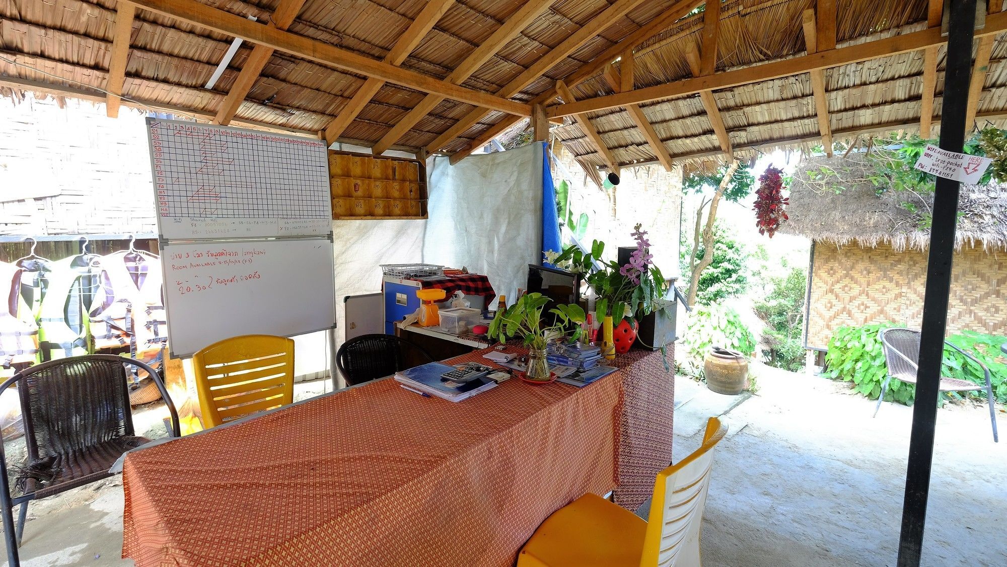 The Hut Koh Lipe Hotel Buitenkant foto